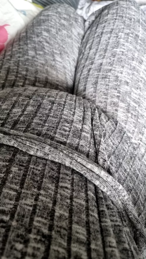 Sat here just wanting to eat some big fat juicy burger 🍔 mmmmm