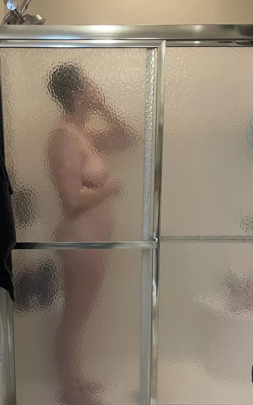 Trading my 41y/o wife. Looking to chat about our wives as we swap pics. I am not picky, but please do not ask to show face. Maybe after trading for awhile I will share face, but not until we are comfortable.