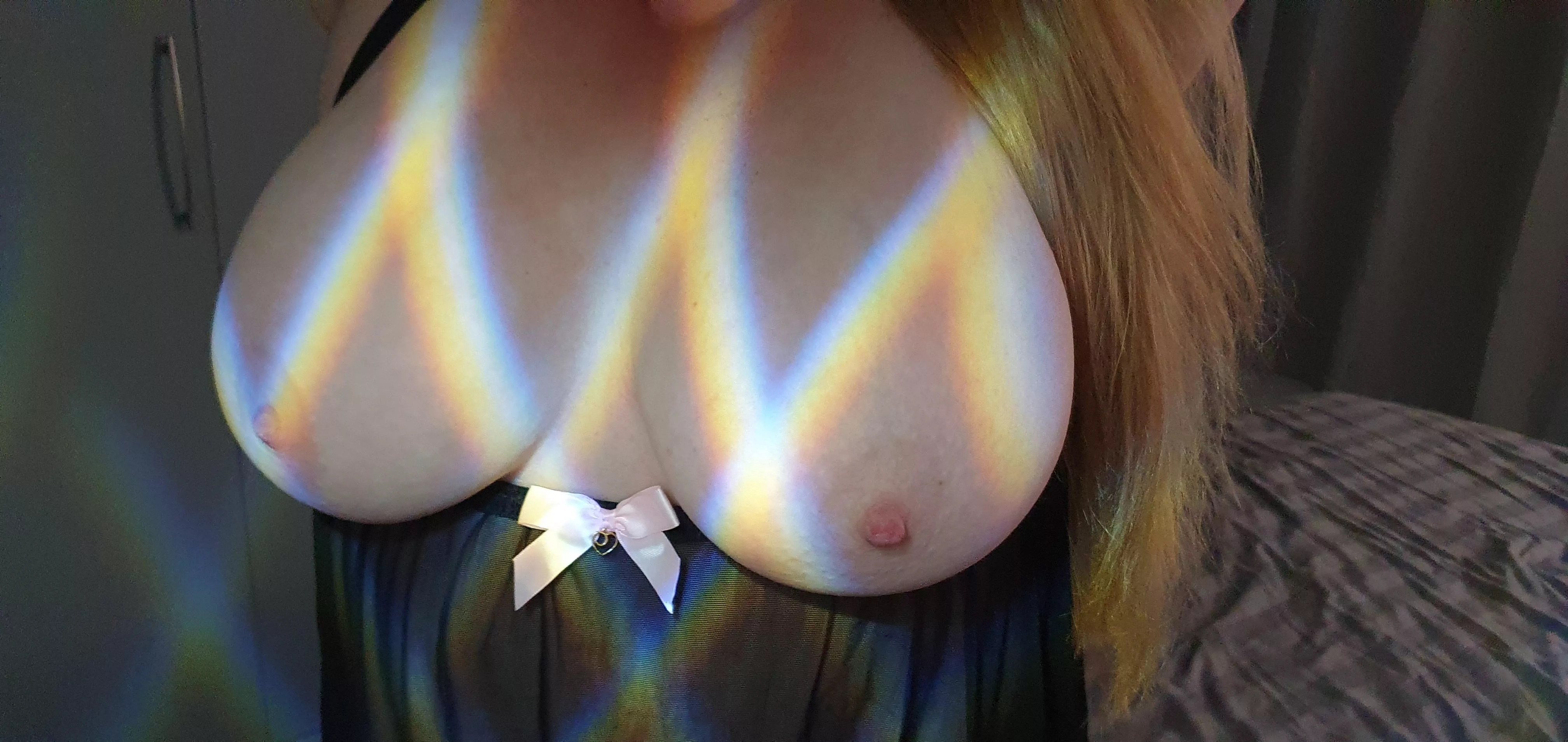 After some time away, I'm back... showing off my big tits 😈 want to see more?