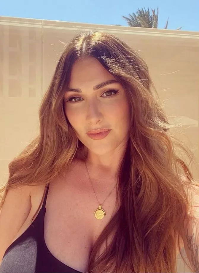 Busty Selfie