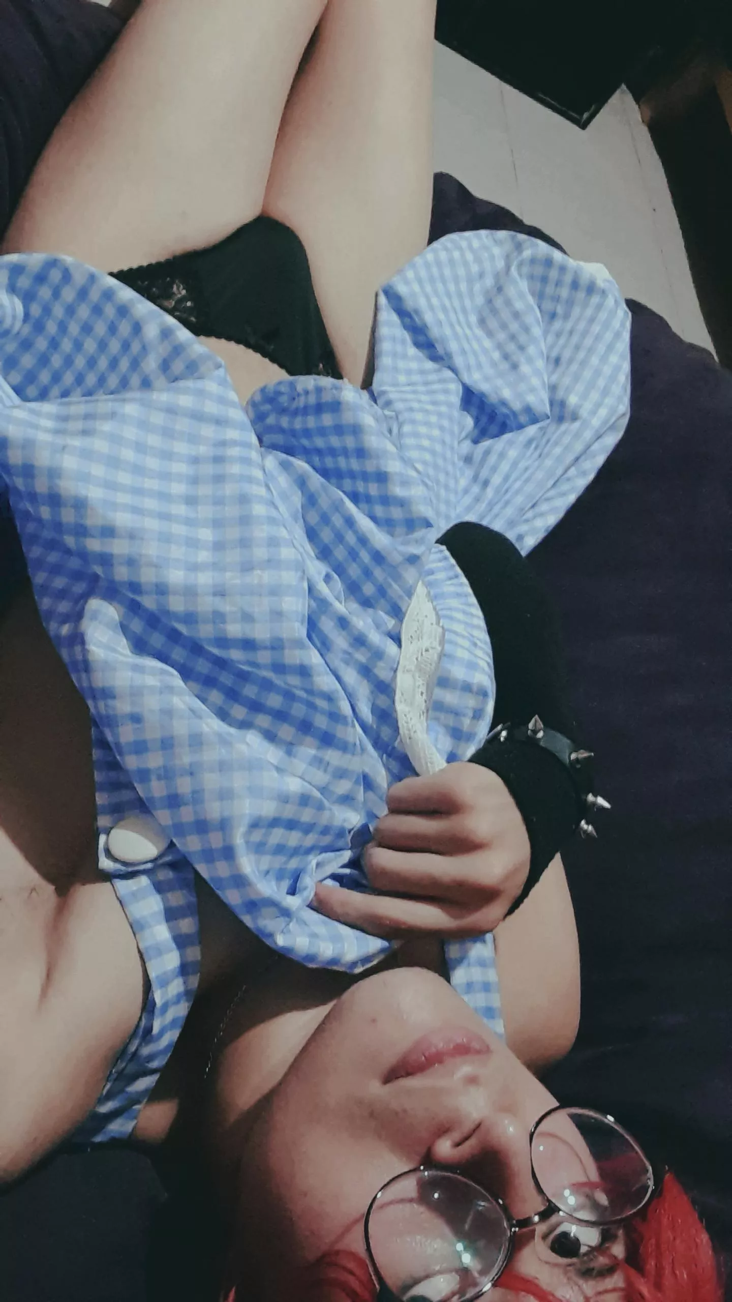 Hi 😳