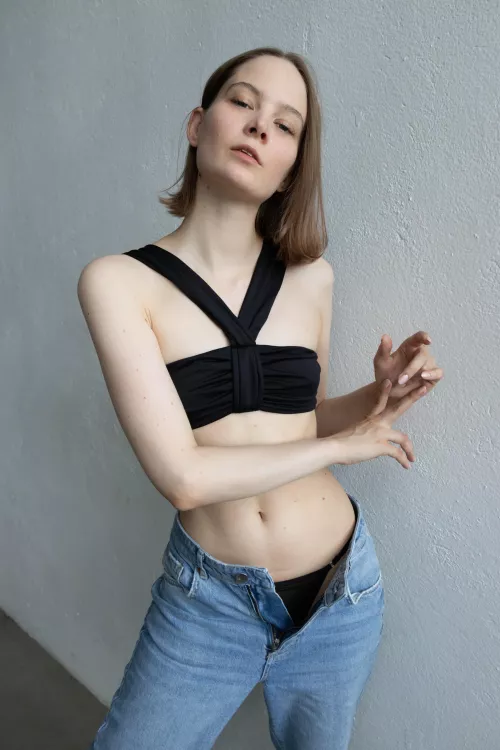 I thought my outfit looks better with the zipper open