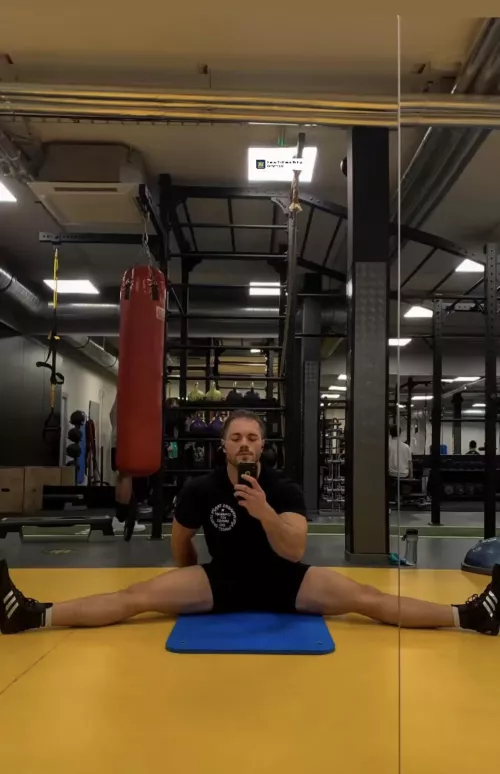 It’s split day! Have a great day, bros!