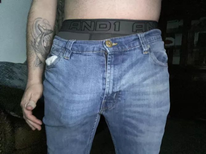 Promise my pockets are empty but i’ll let you pat me down