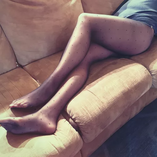 This is how I get my husband to watch Downton Abbey (or any other show I want!) with me.