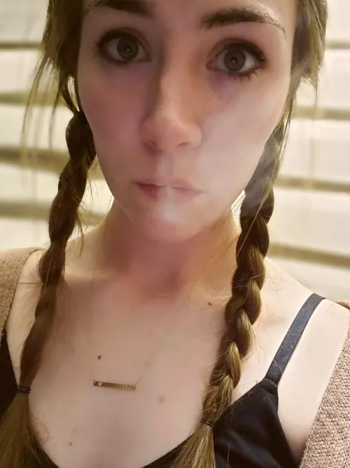 would you smoke with me?⬇️🔞