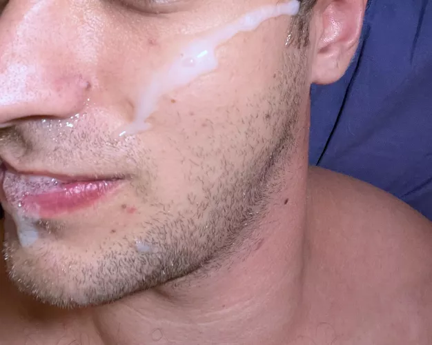 Almost looks like I’m crying tears of cum 😭