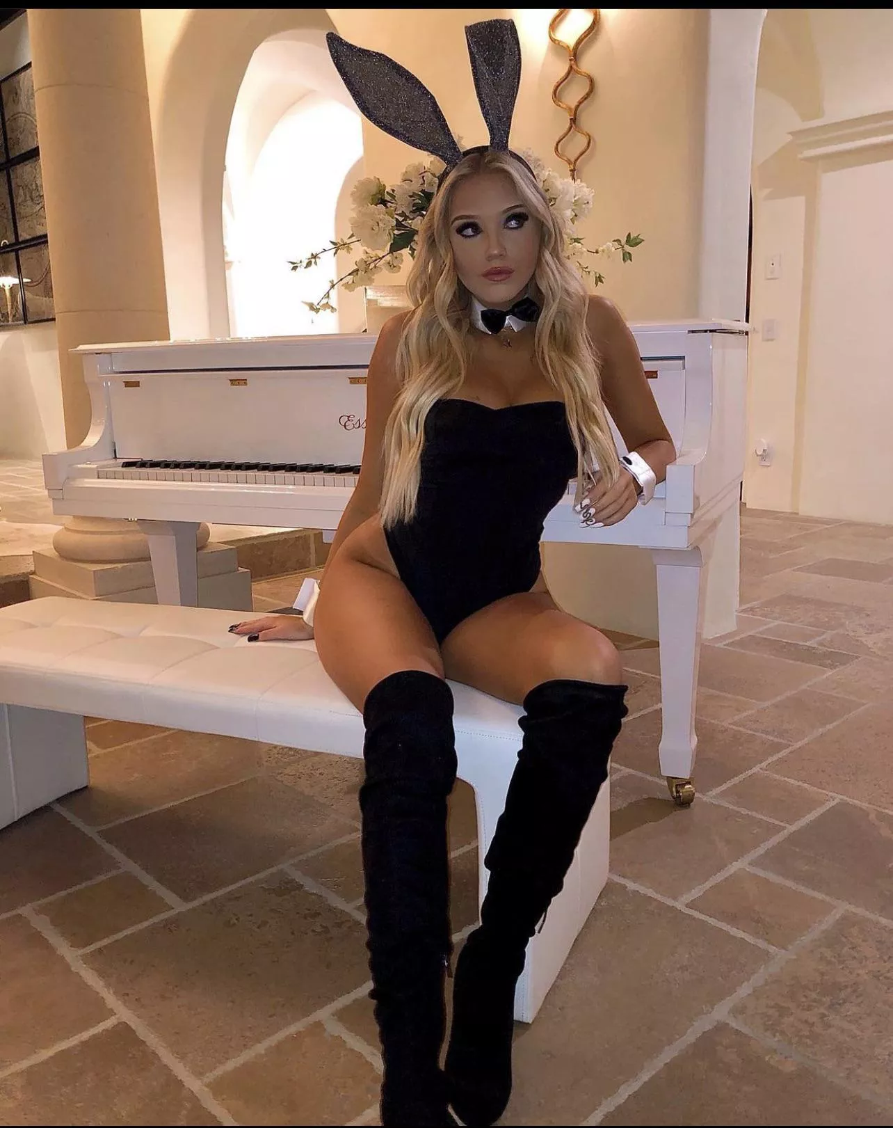 Bunny in boots