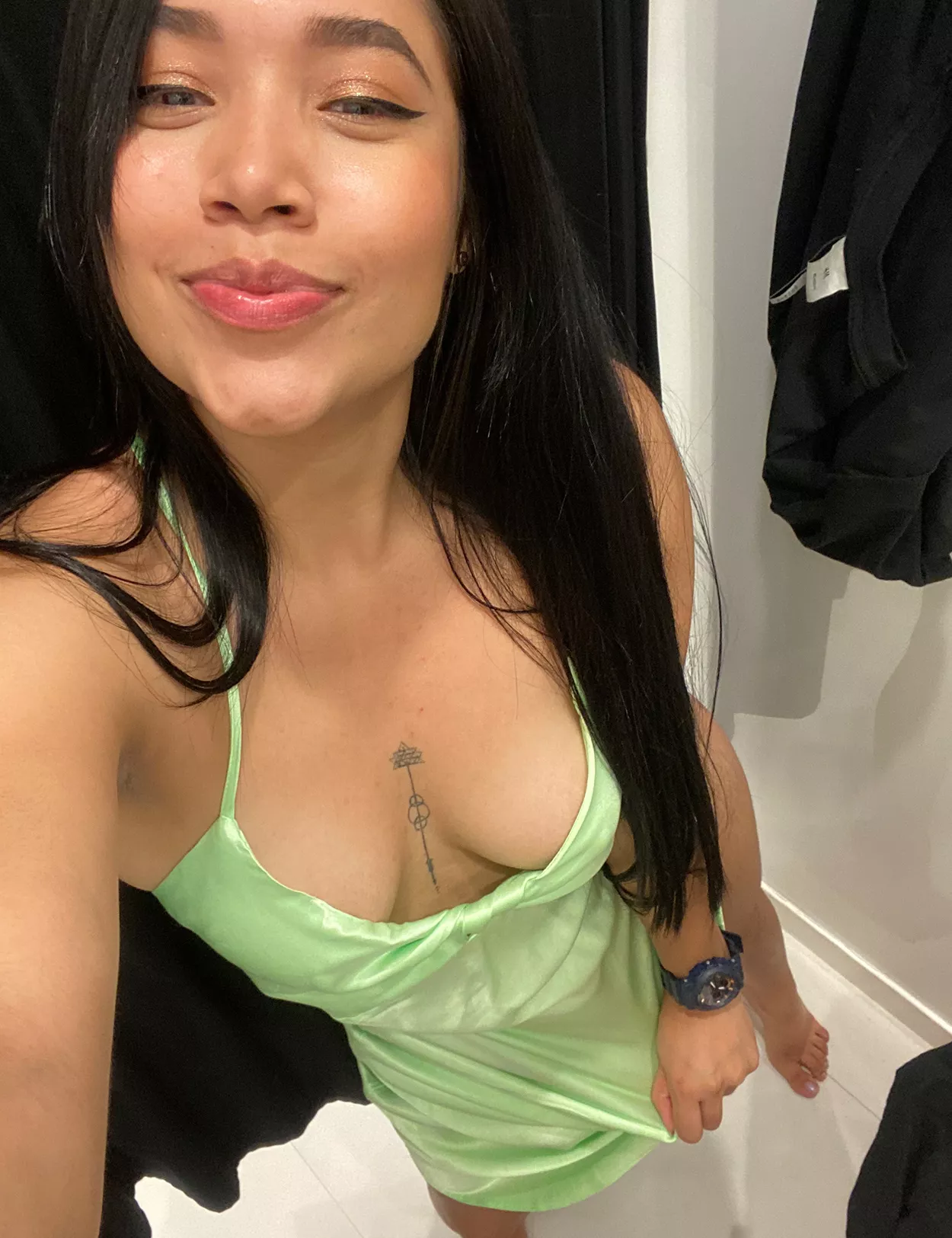 Do you think green suits me?