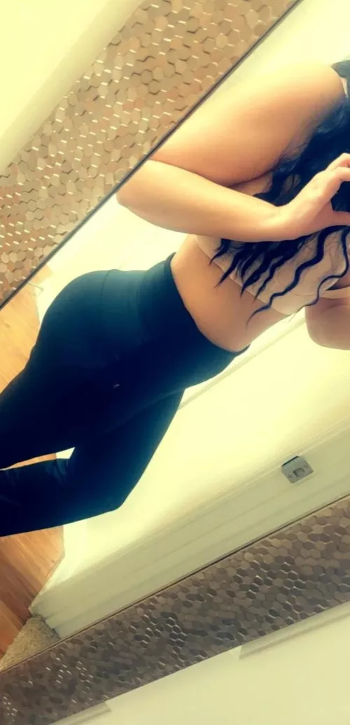 doing my mom duty and going to yoga, first time posting! hi!