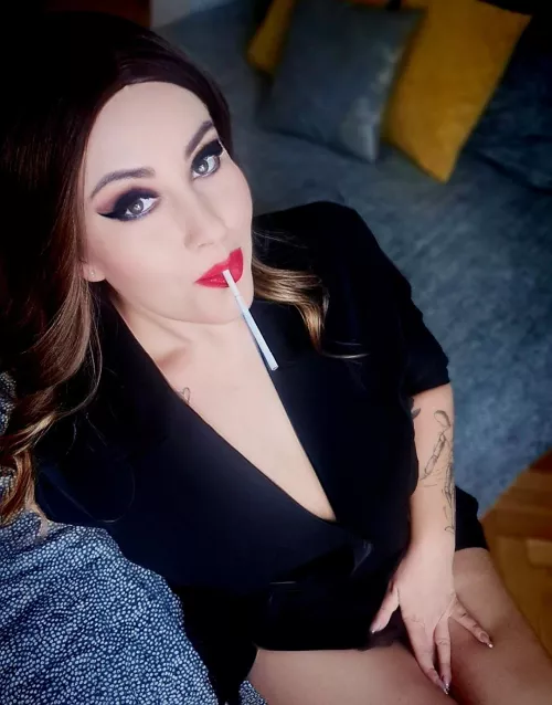 getting ready for work🔥 😇😊 Hello Friday! ❤️