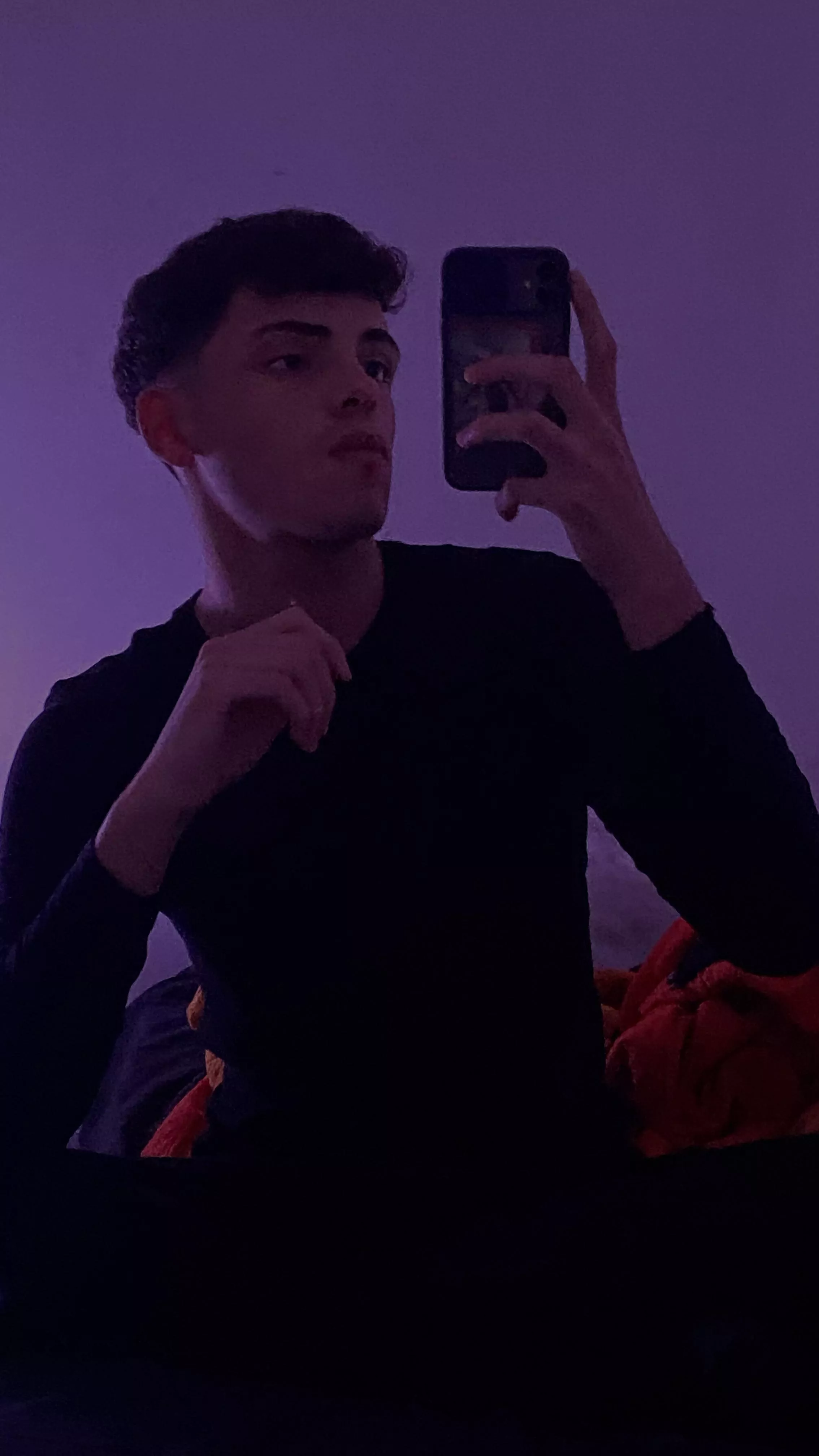 hmu i’m bored :(