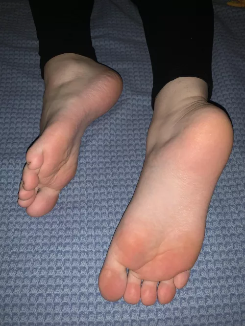 I’m laying on the bed with my feet in this way, what will you do?