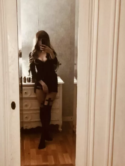 Is my outfit slutty enough? 😏