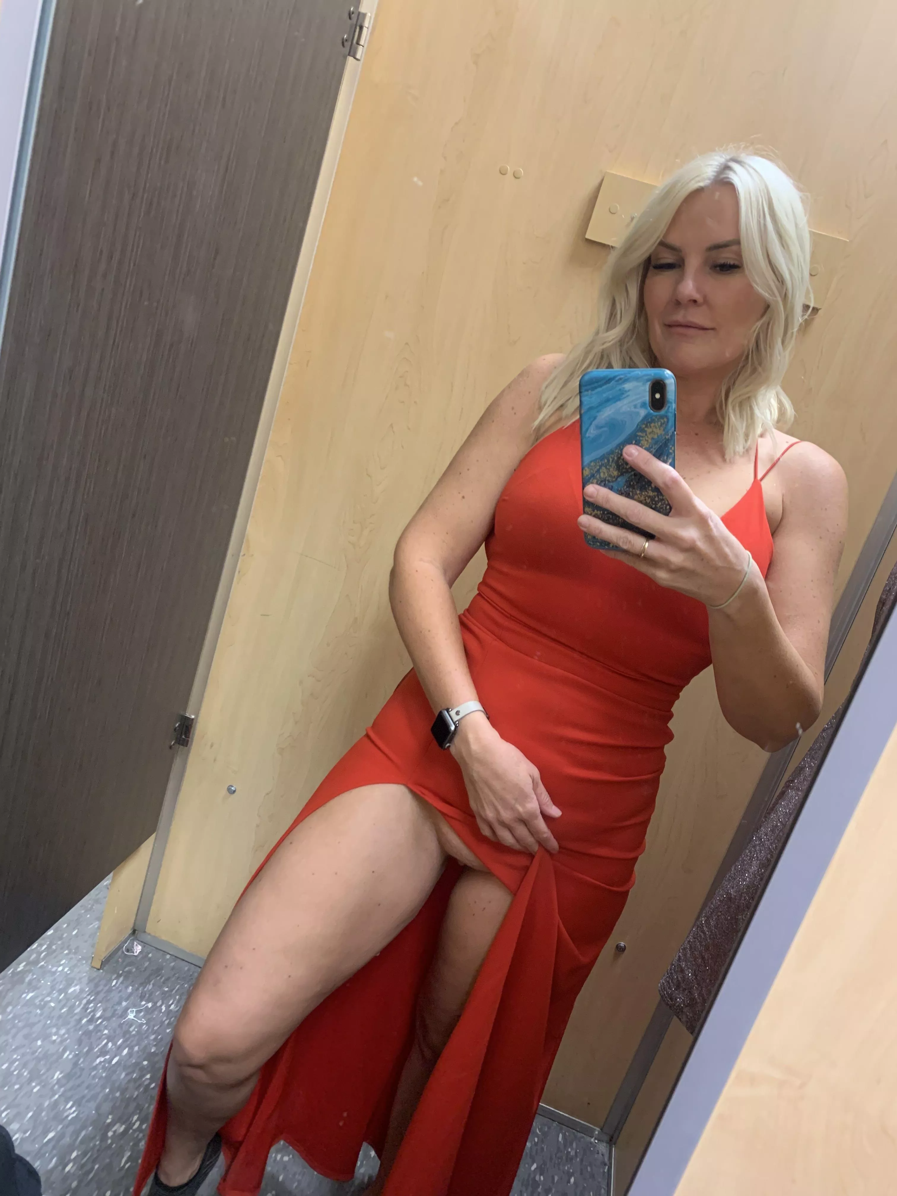 Of course I don’t wear panties under my dresses