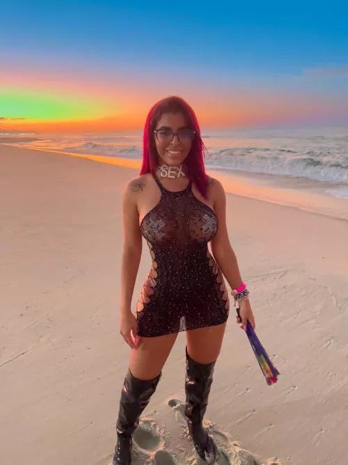 Sexy or sex 🔥? [f]