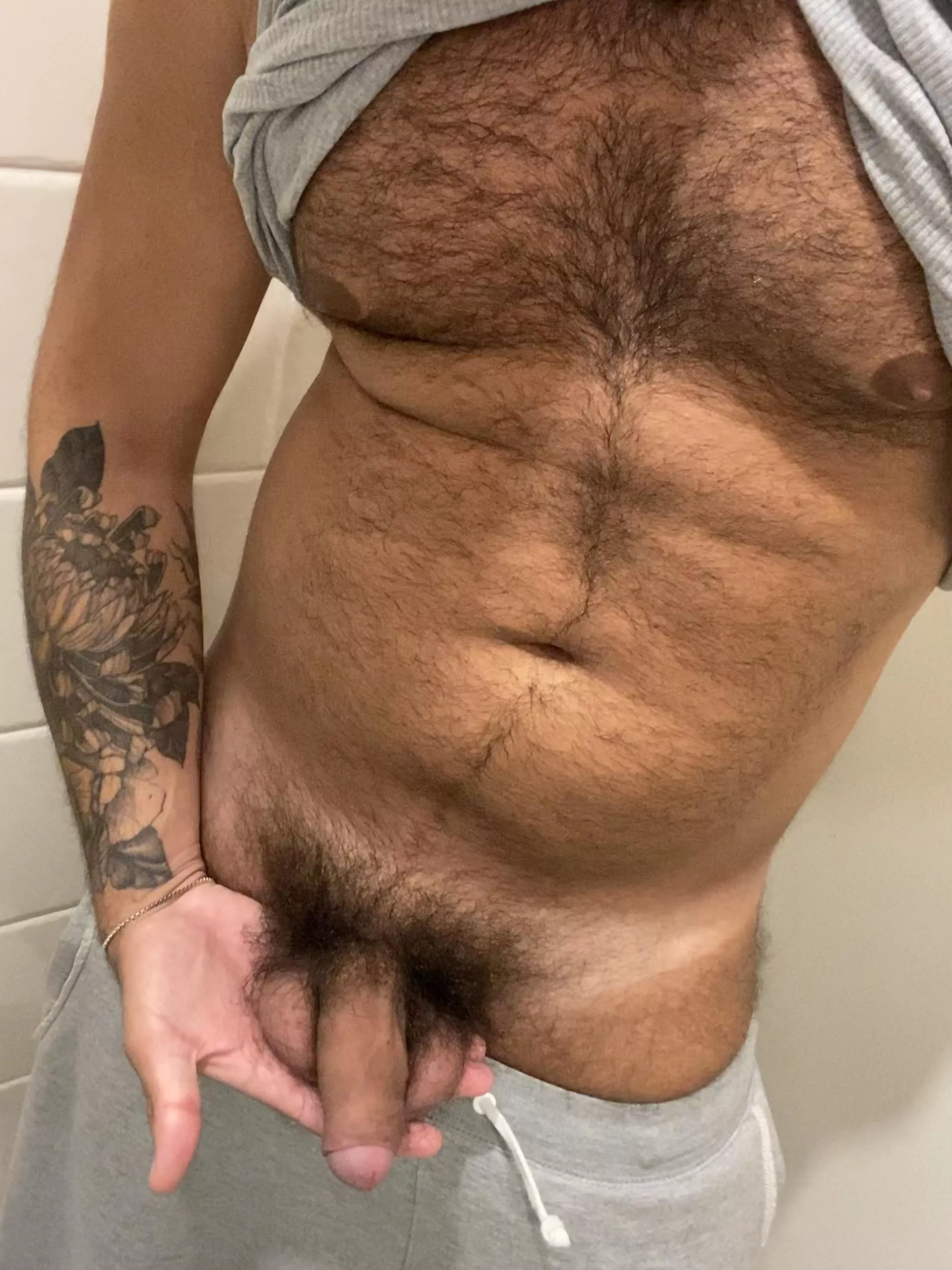 That dick it’s kinda heavy today, guess I need to relief that balls in some hole