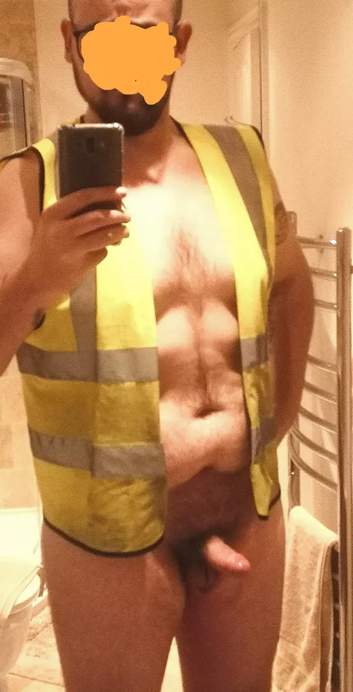 The lights are dim in the bathroom but I like to stay visible