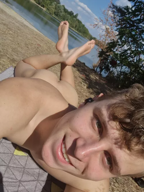 what would you do if you were with me at the lake?💦🍑