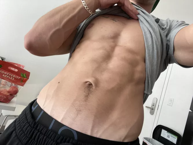 Whatchu know about ab veins 🤭