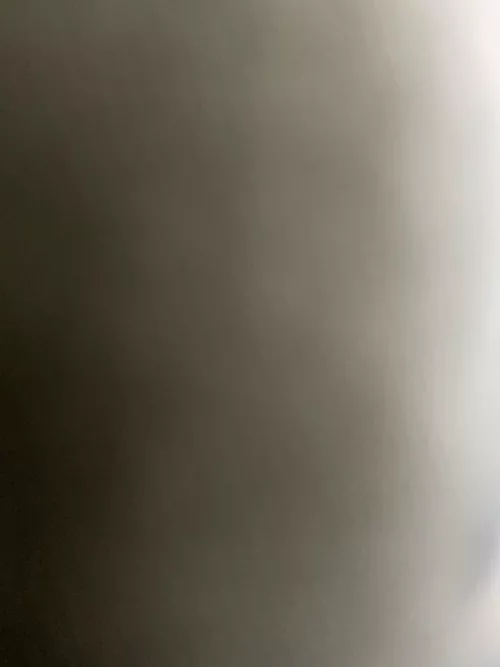 Can someone send personal self sucking and swallowing vids?xxx