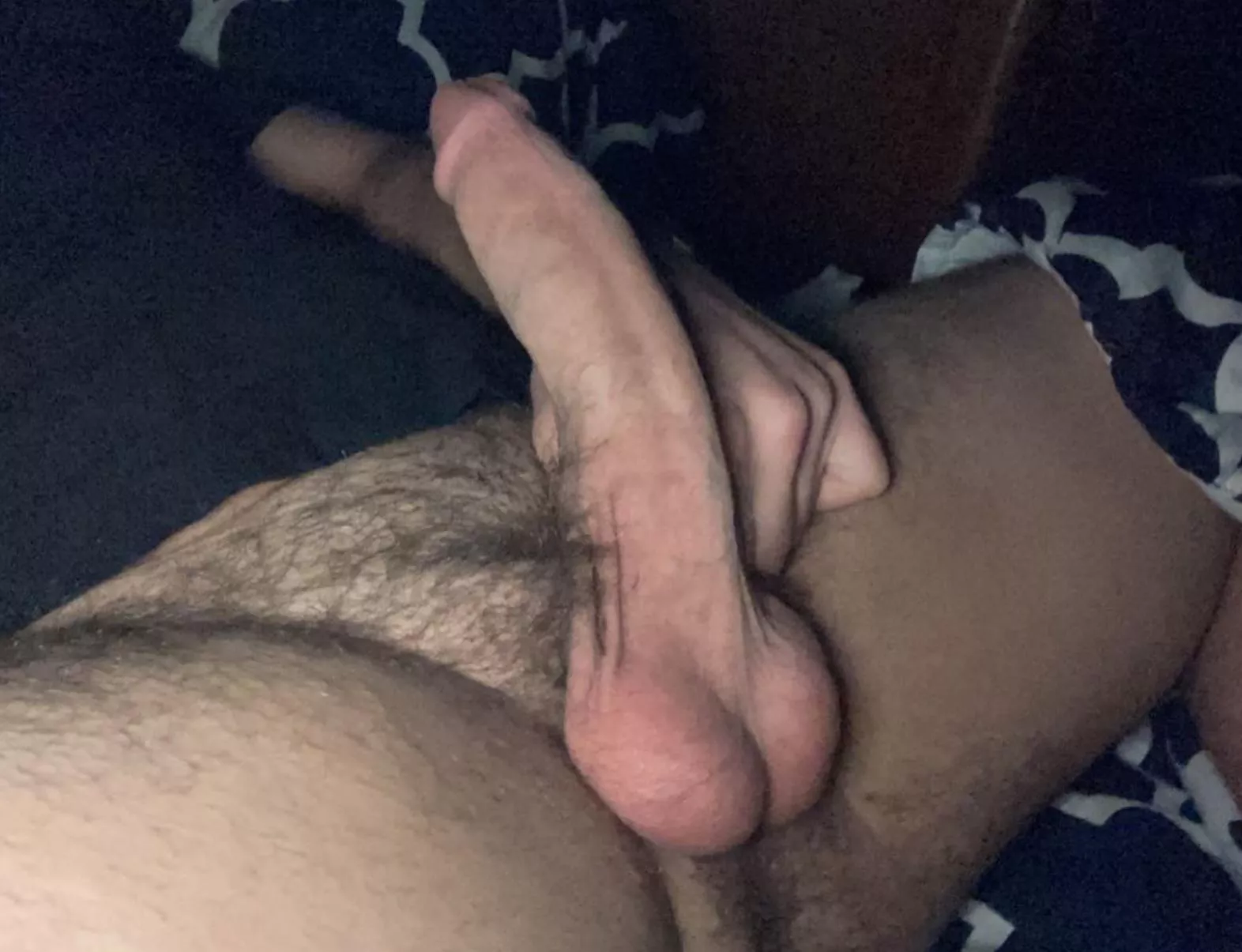 Could use a bud to stroke with 😏 [25]