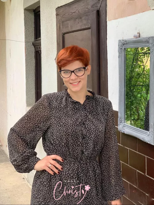 ♥️FREE PAGE🍌Hi...I am Christy😍