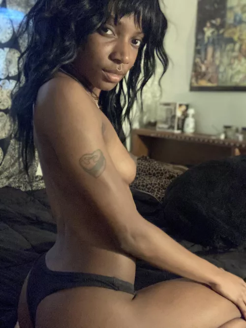 Gimme a kiss I’ve been a good girl ;)