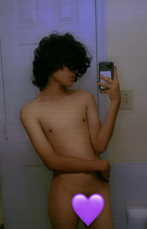 New account, hope y’all remember me or like my content 💜