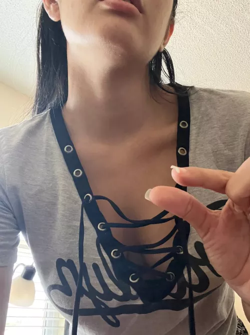 ]oc] [domme] Who wants to be my little bitch????