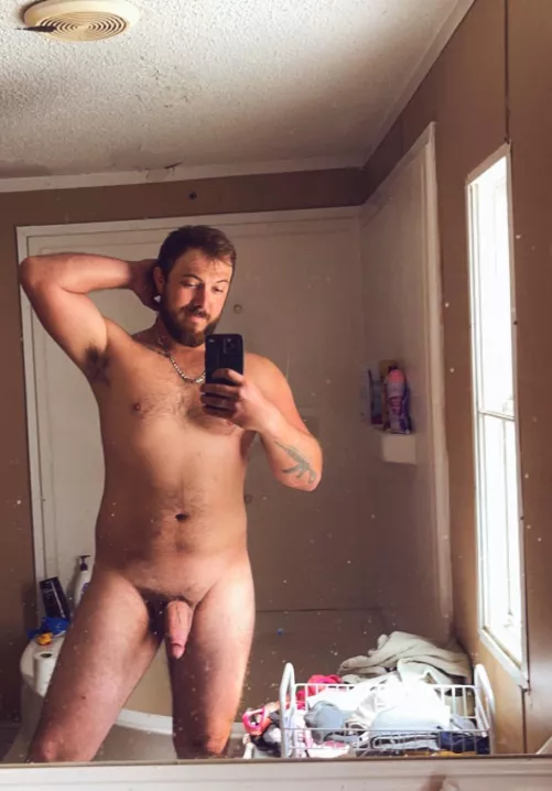 Post-morning shenanigans. Feeling the sunshine 🌞