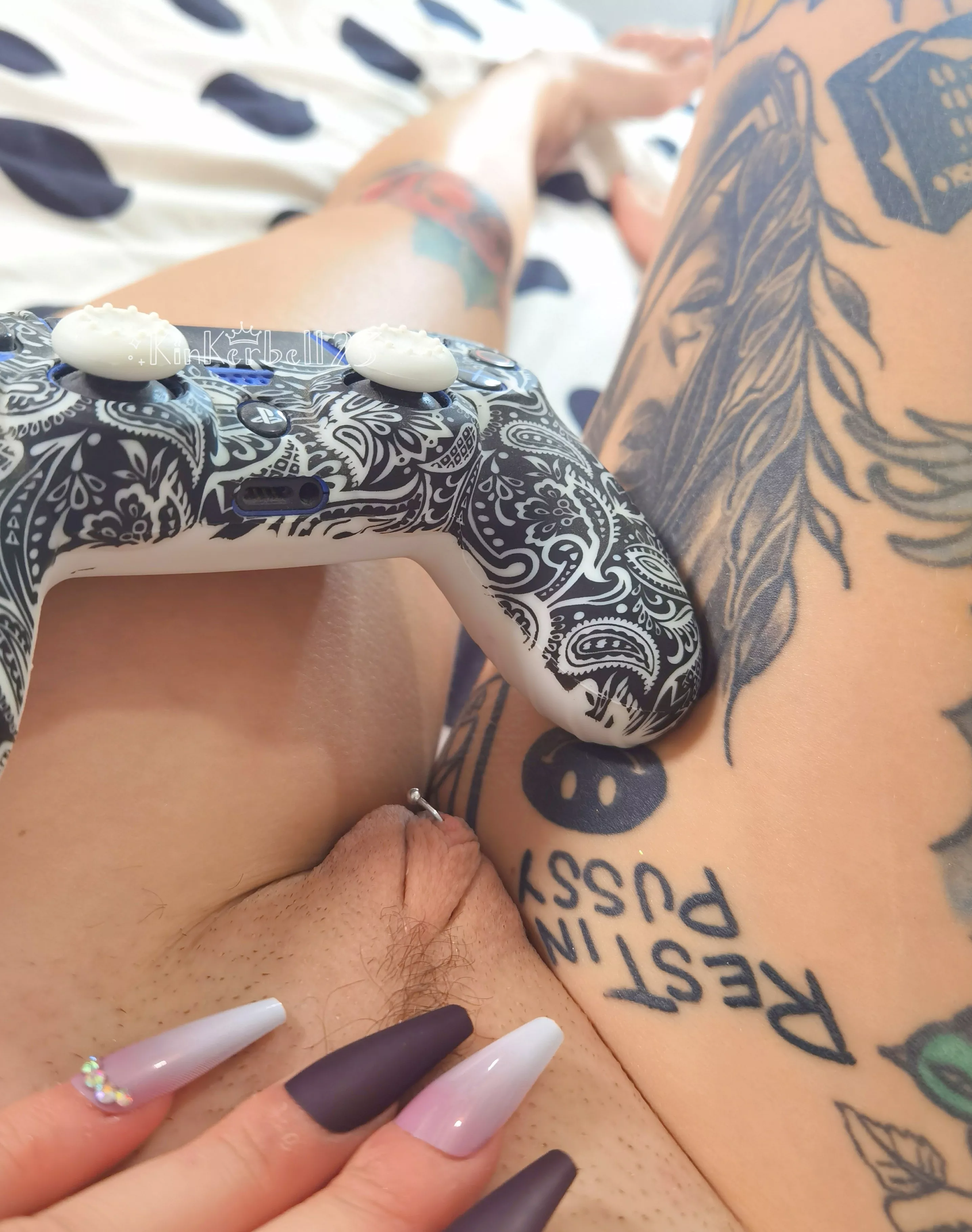 Pussy or PS4?