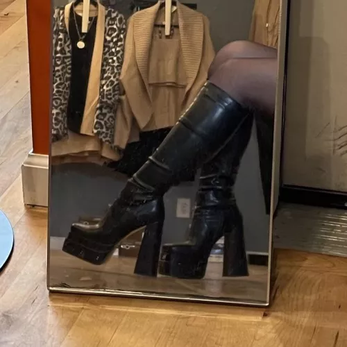 (Relatively) new boots :D