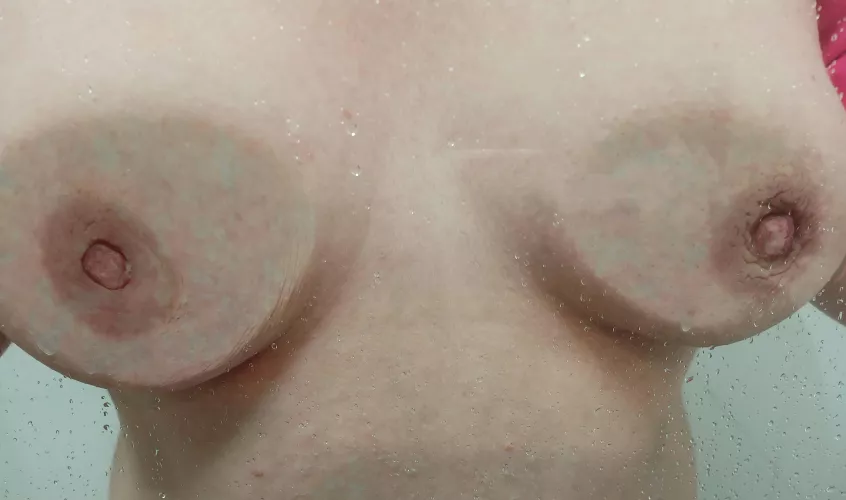 Shower tits!