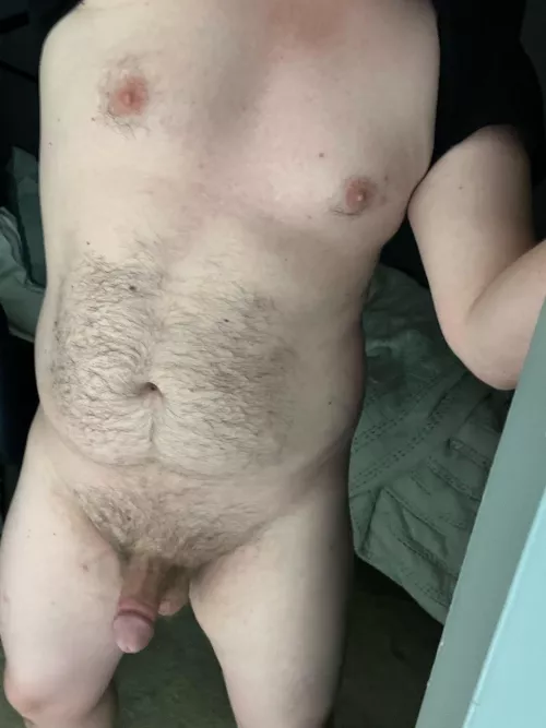 29 and first time posting to Reddit. Average 5 inch cock. Bored horny and DM’s open to older dudes into guys like myself.