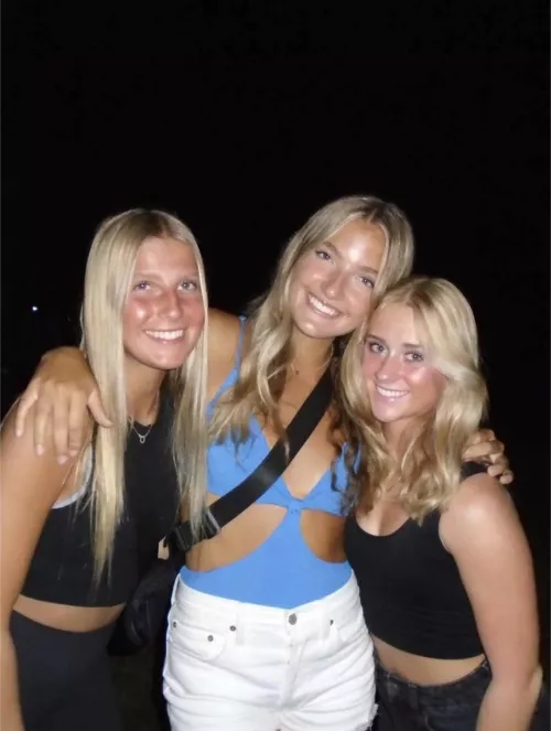 3 fake blondes