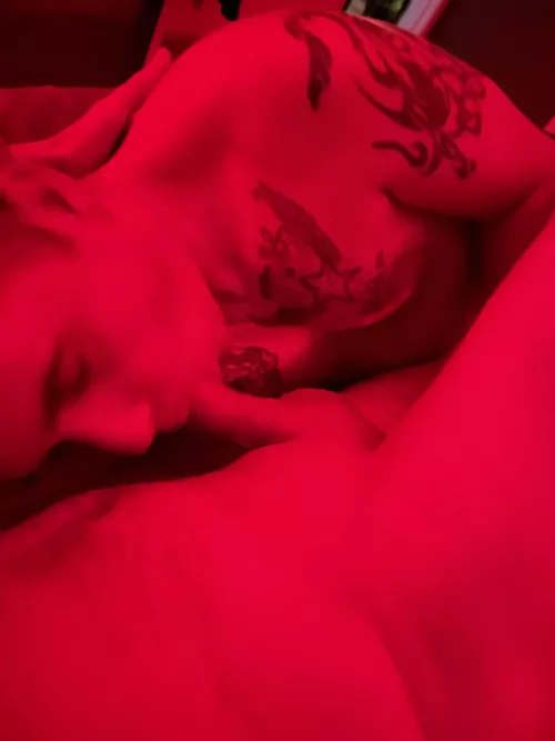 39 yo married (open marriage) cum slut in Columbus, OH. I need cock to feed me regularly.