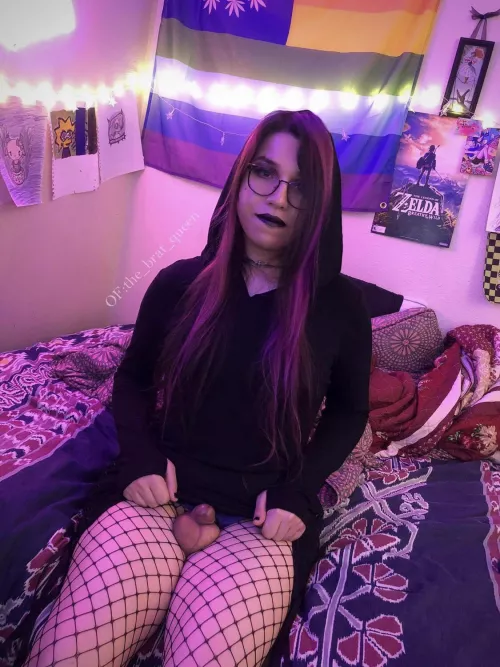 Can I be your goth gf