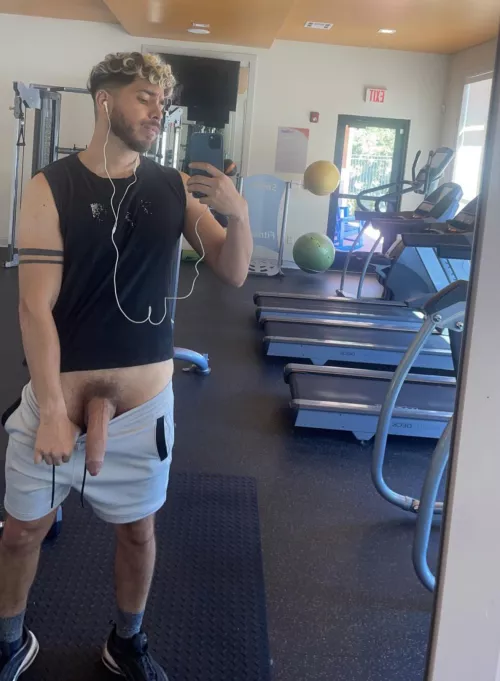 checking out this gym pump 💪🏼