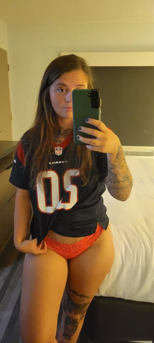 Hoping I get railed as hard as the Texans will today. 😝