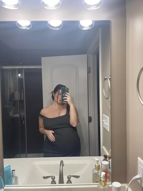 i can dress up my bump too🥰