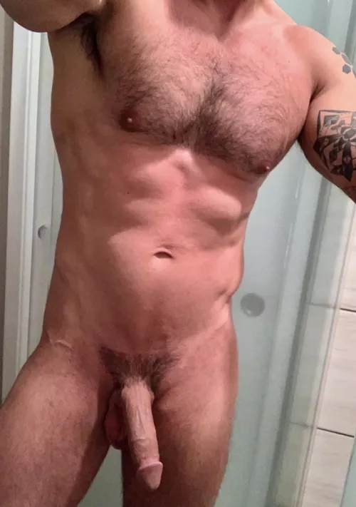 Just a quick lil selfie. How is everyone’s evening?