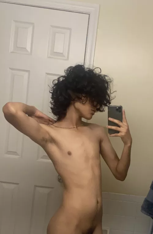 Not much for armpits but their still pretty smelly hehe 🙈💜