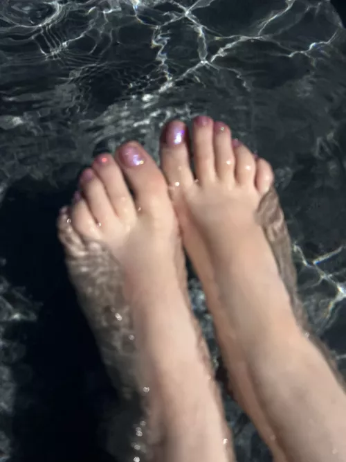 Pedicure or MANicure (with tongues)