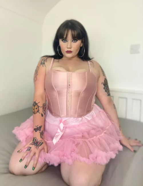 This eyeliner makes me look so sexy