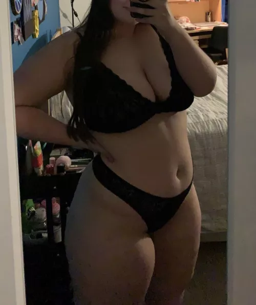 What would you do if I was yours for the night 🙈