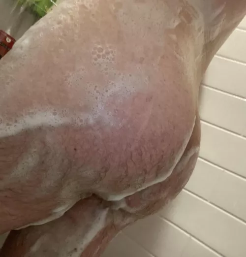 [22] any guys with a thick cock wanna fuck and breed my virgin ass? 👀