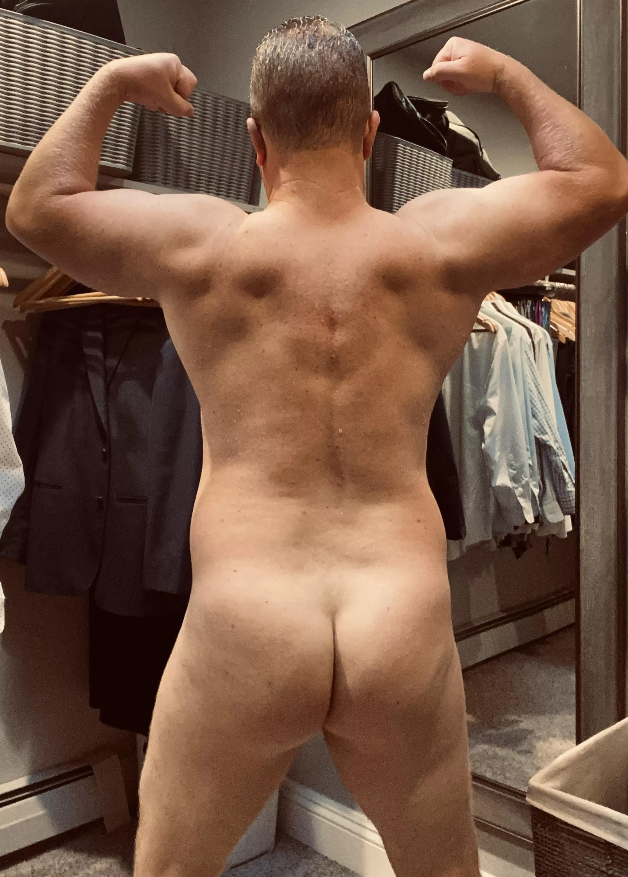[43] Started working out again for the last couple of weeks. Let me know what you think.