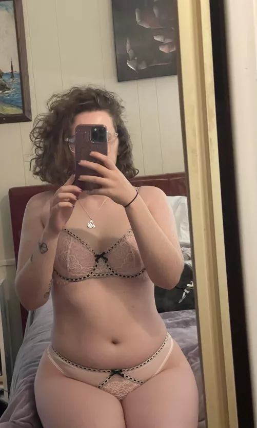 Come watch me take it off💗