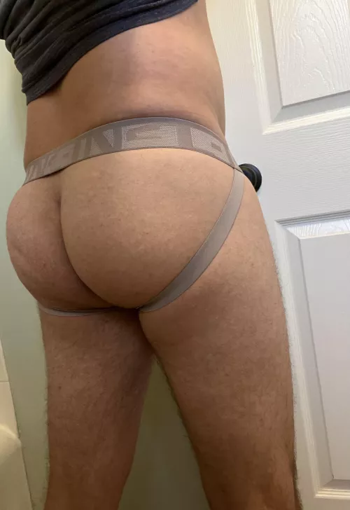 Does this jock make my butt look cute?